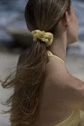 Lniana gumka scrunchie pastelowy zolty