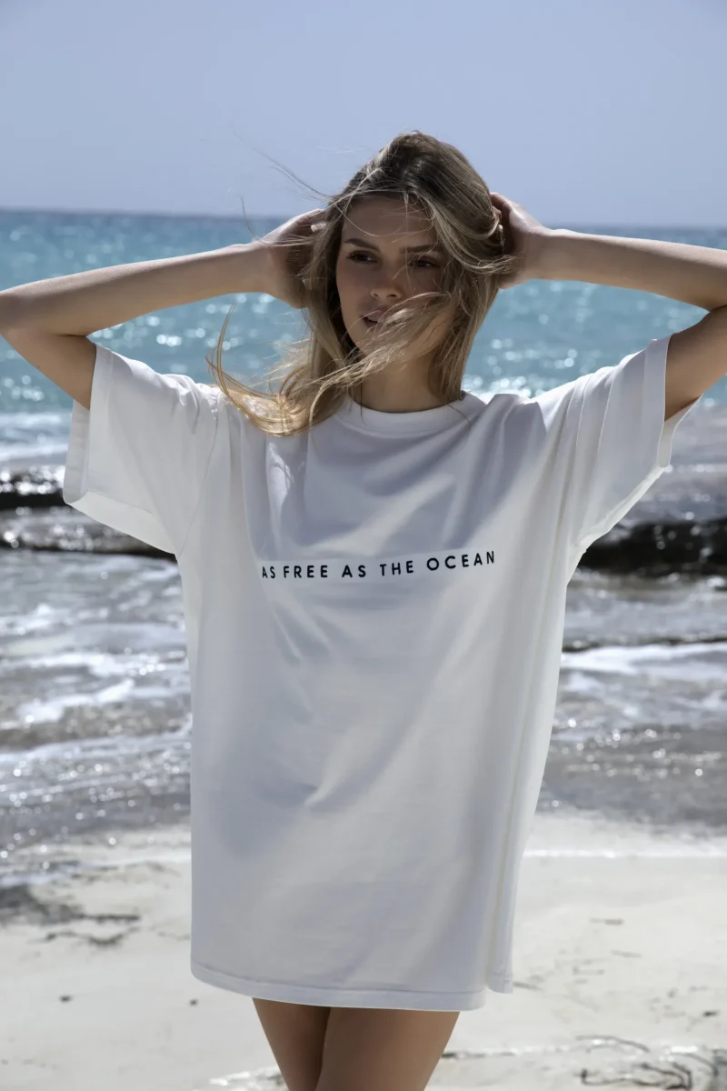 T-Shirt z haftem