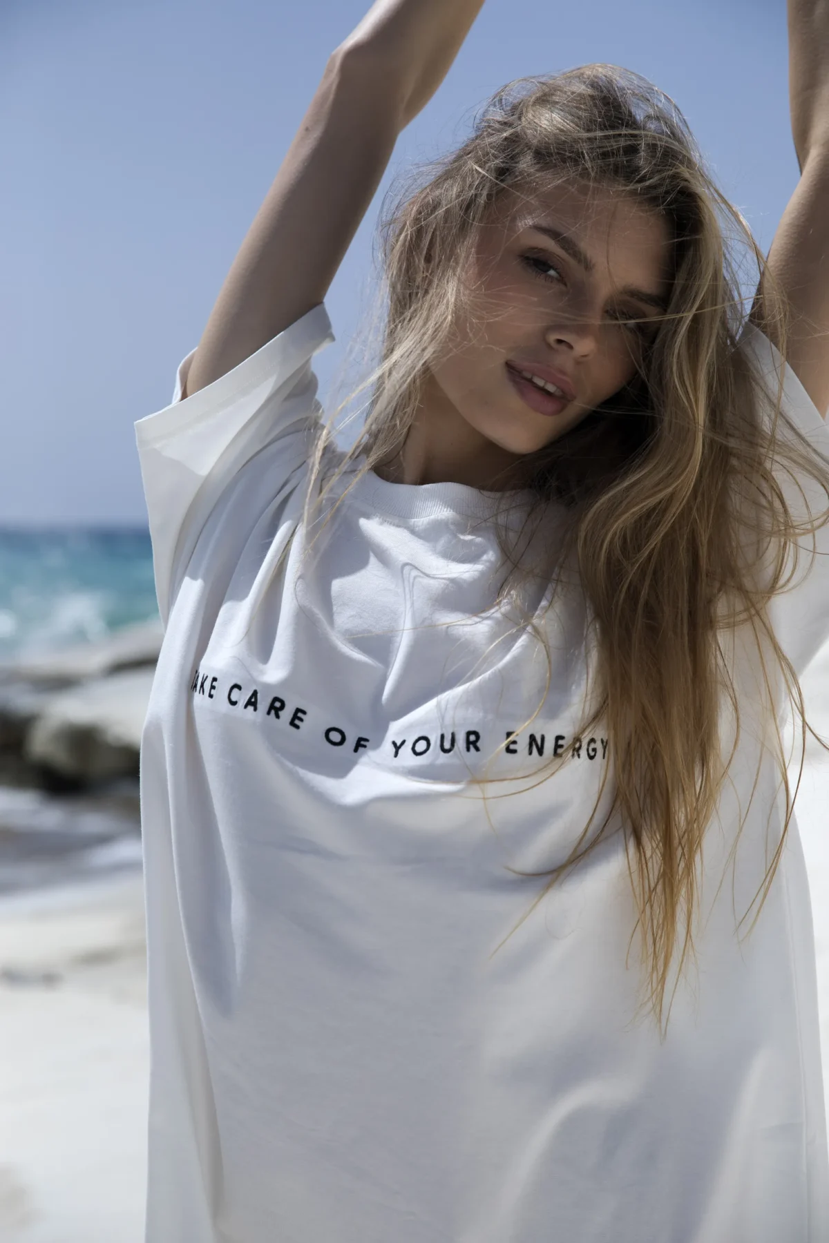 T-Shirt z haftem