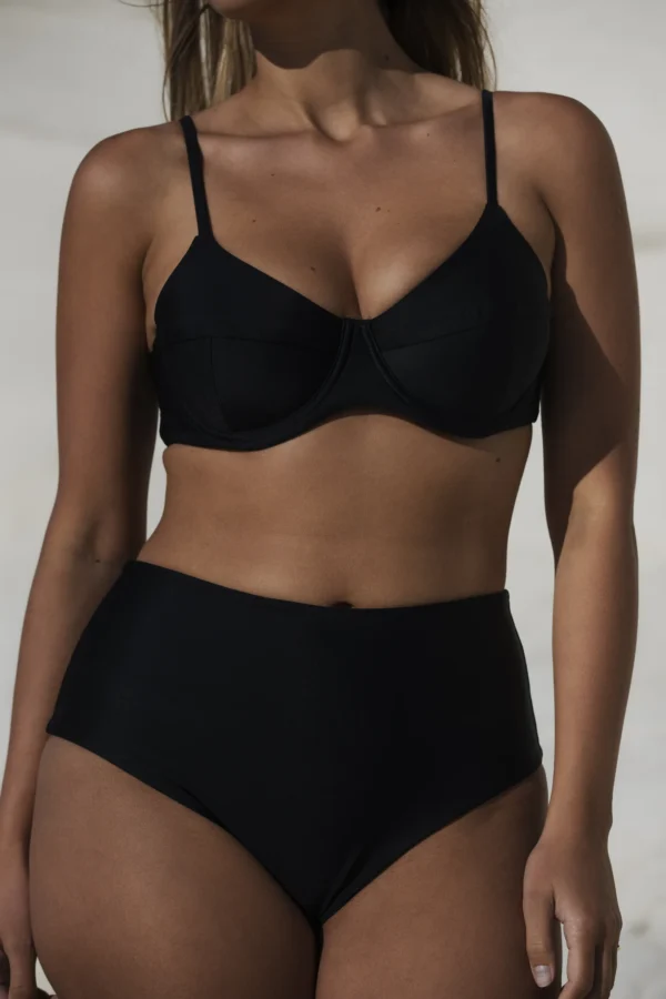 High Waist Black