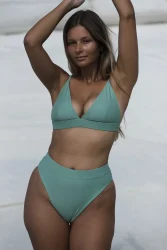 Sporty Aqua