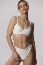 Shape - gora stroju kapielowego Coconut