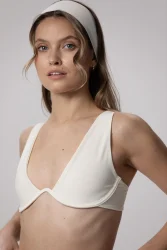 Wave - gora stroju kapielowego Coconut