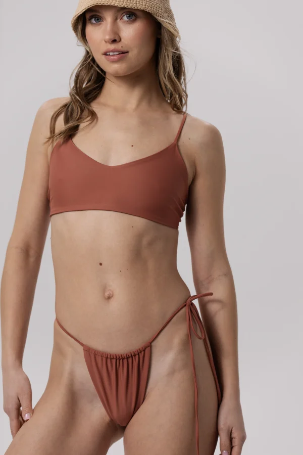 Asymmetrical - dol stroju kapielowego Sunset