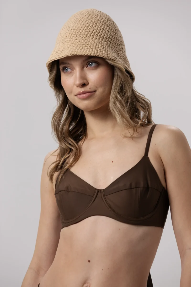 Shape - gora stroju kapielowego Wood