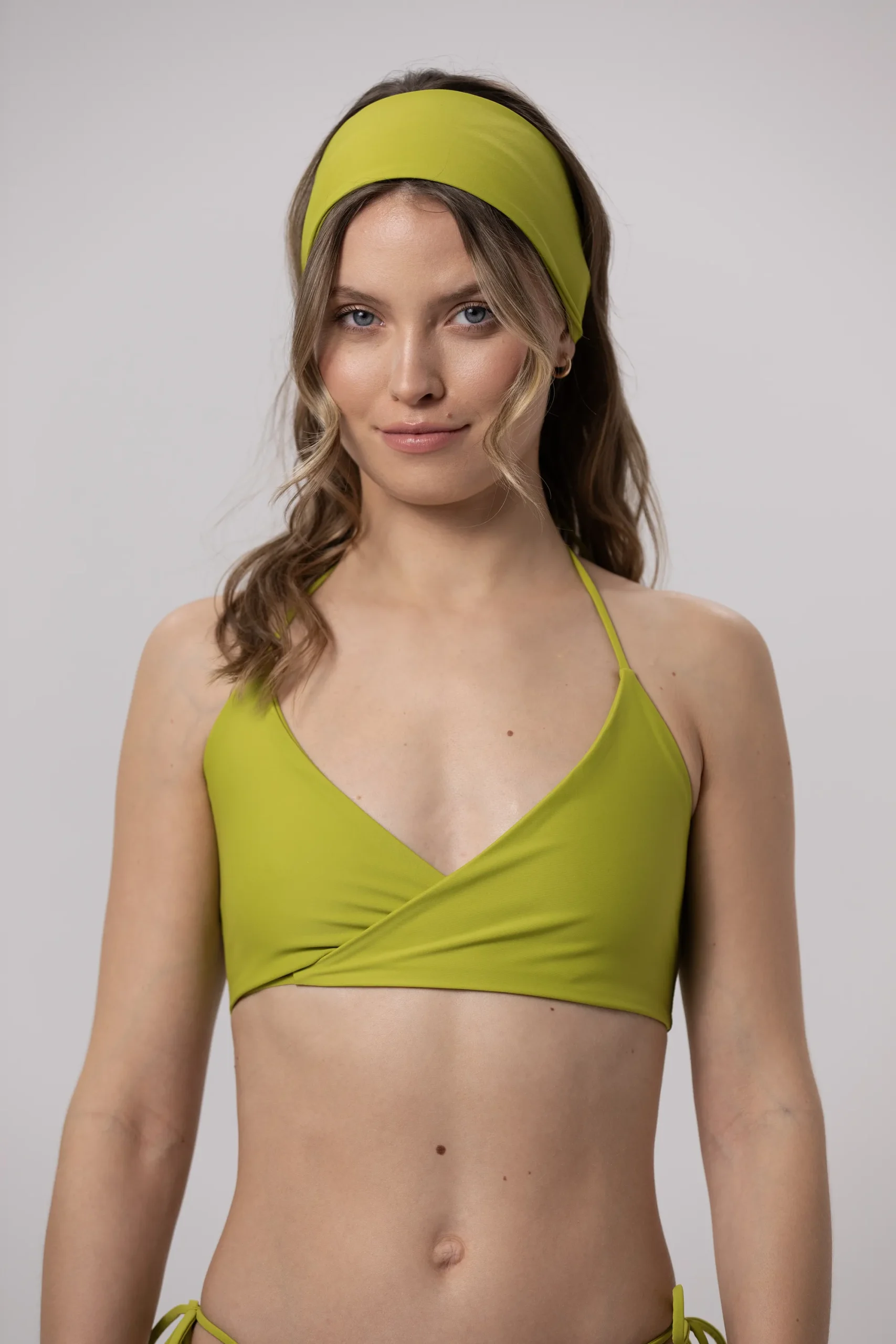 Cross Body - gora stroju kapielowego Lime