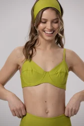 Shape - gora stroju kapielowego Lime