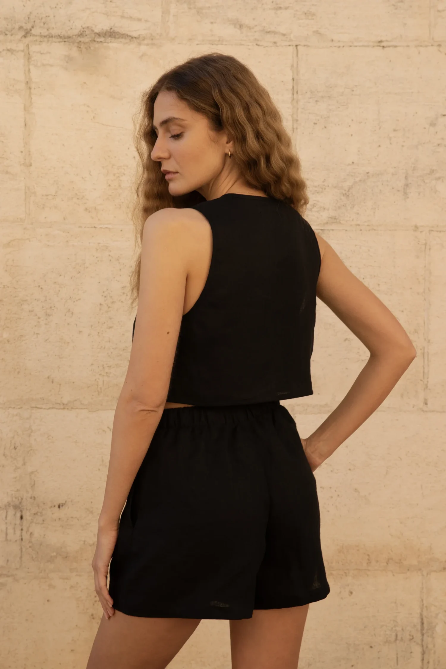 Lniany top V Bow - Black