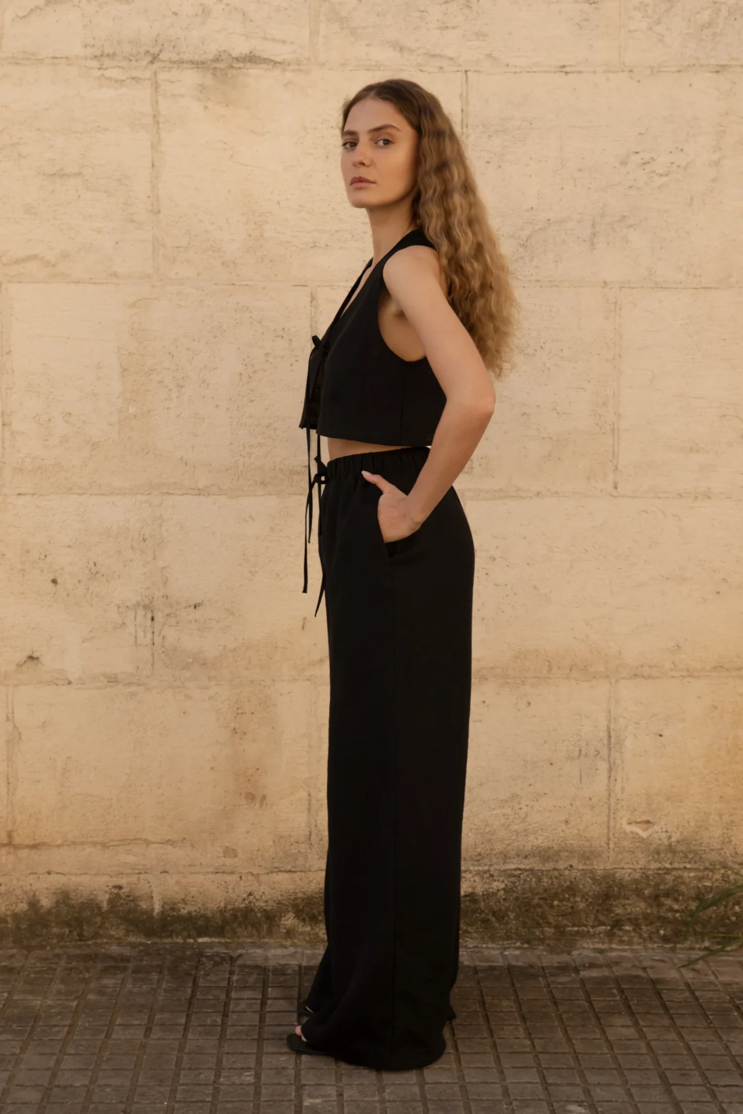 Lniane spodnie Essence - Black