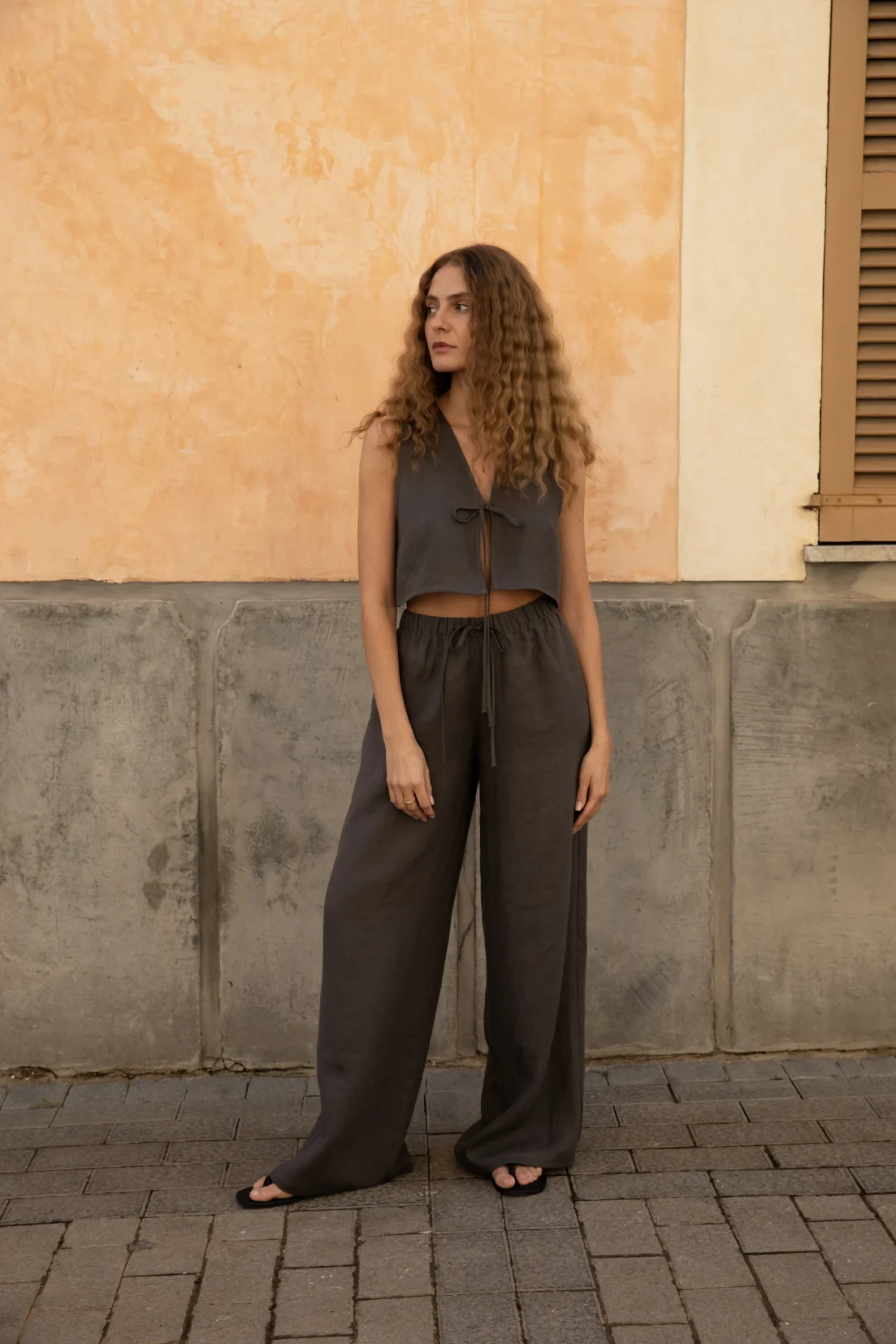 Lniany top V Bow - Dark Grey