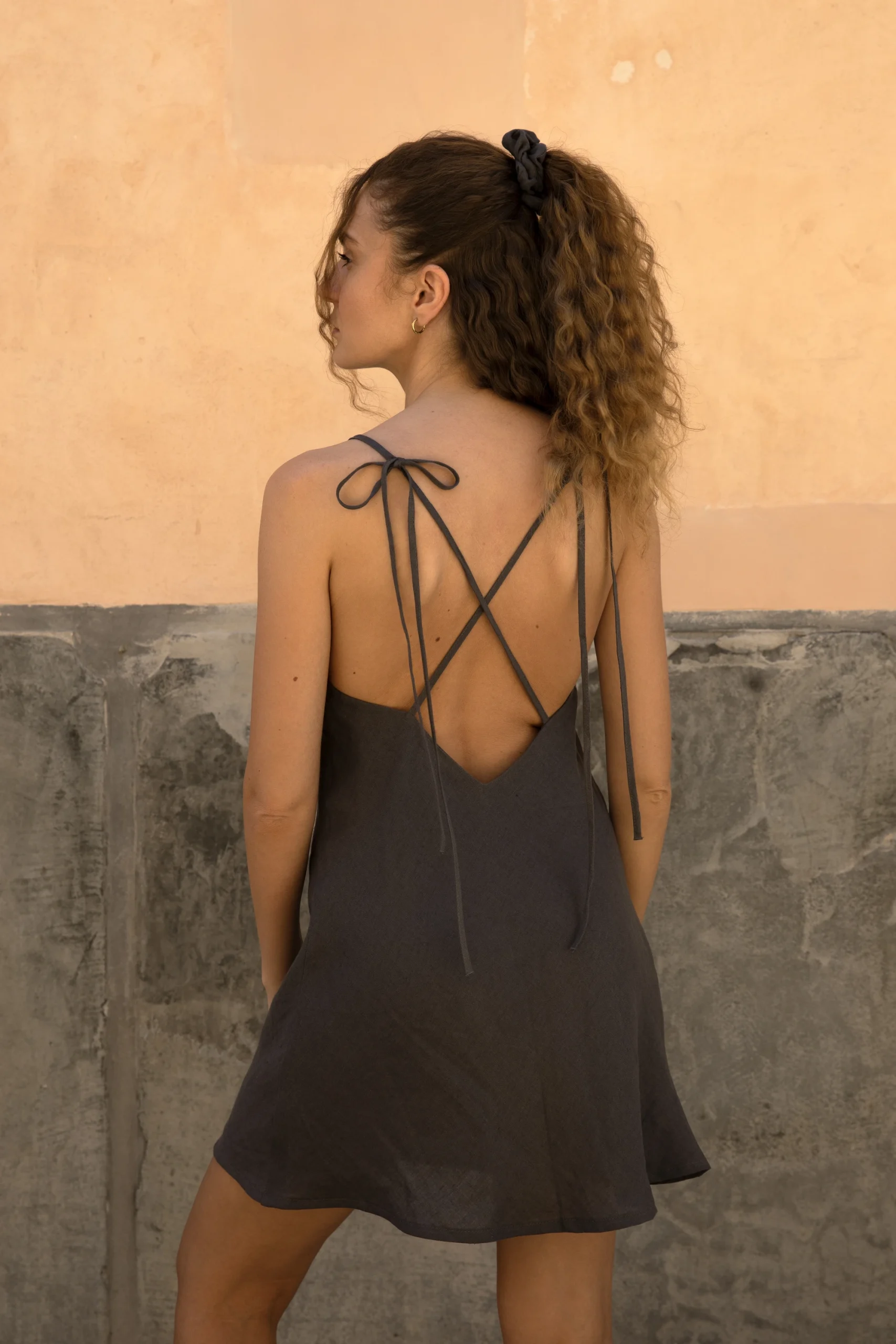 Lniana sukienka Mini Bloom - Dark Grey