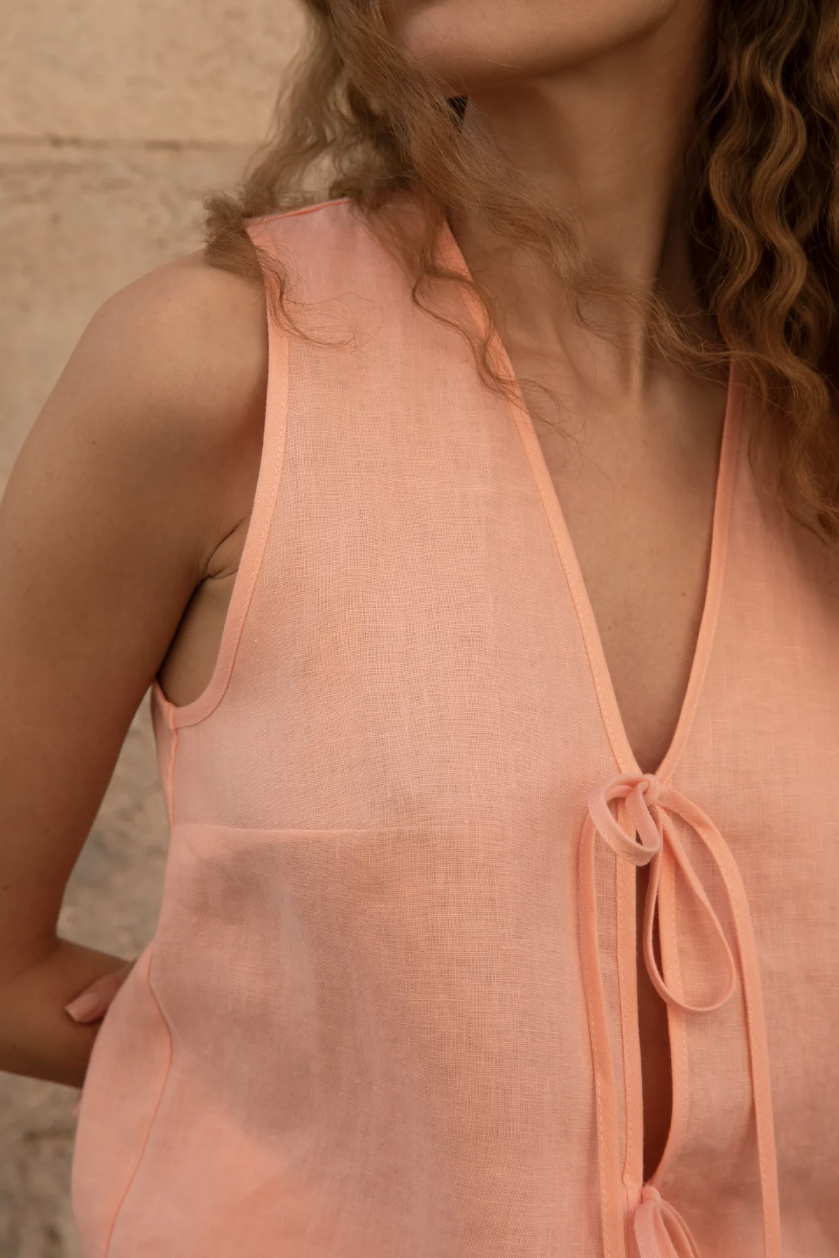 Lniana bluzka V Bow - Peachy Rose