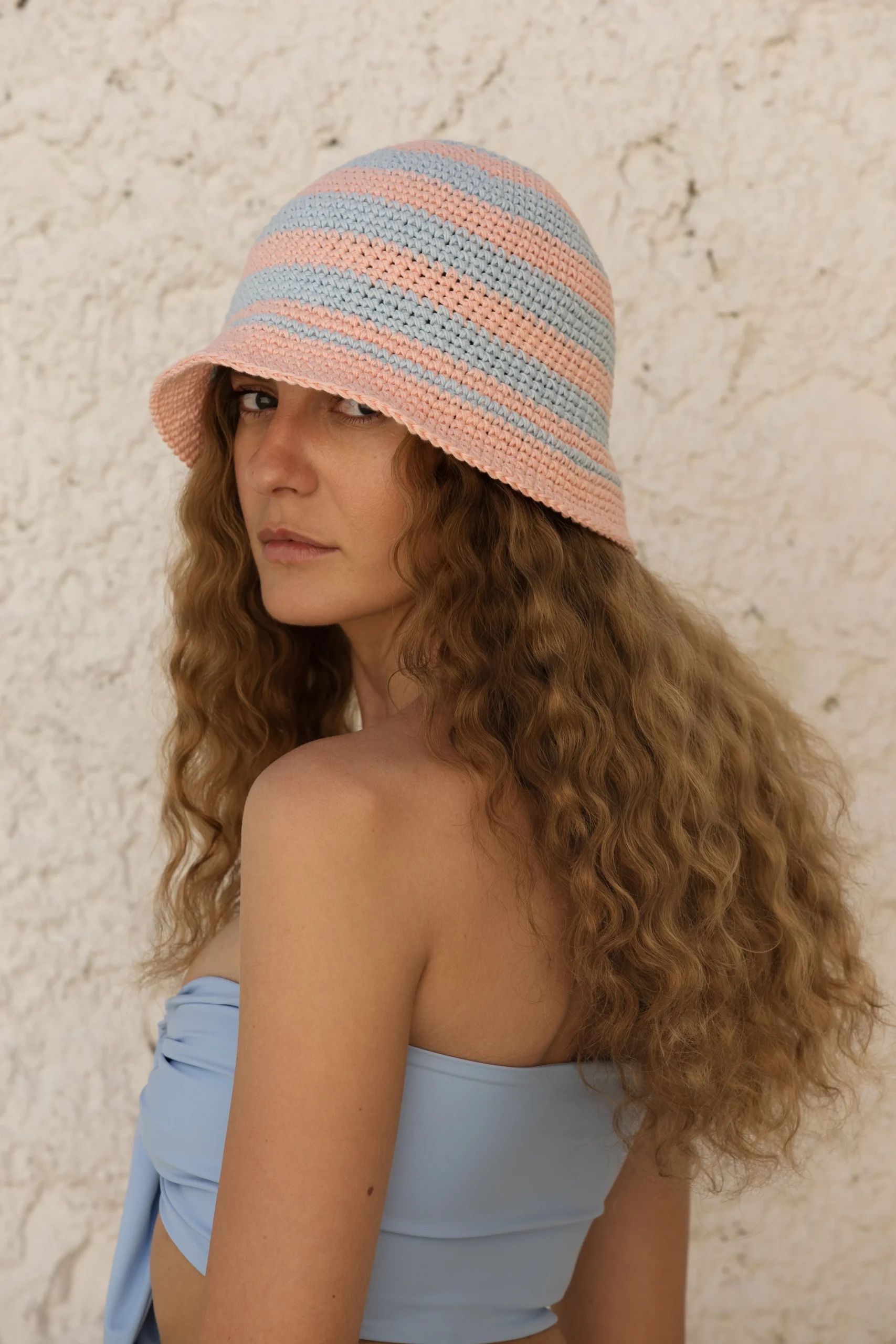 Kapelusz Bucket - Sky Blue & Peachy Rose