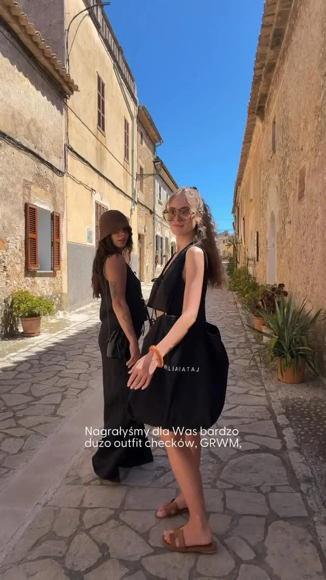 Instagram post from korneliarataj. This post is in position 0.