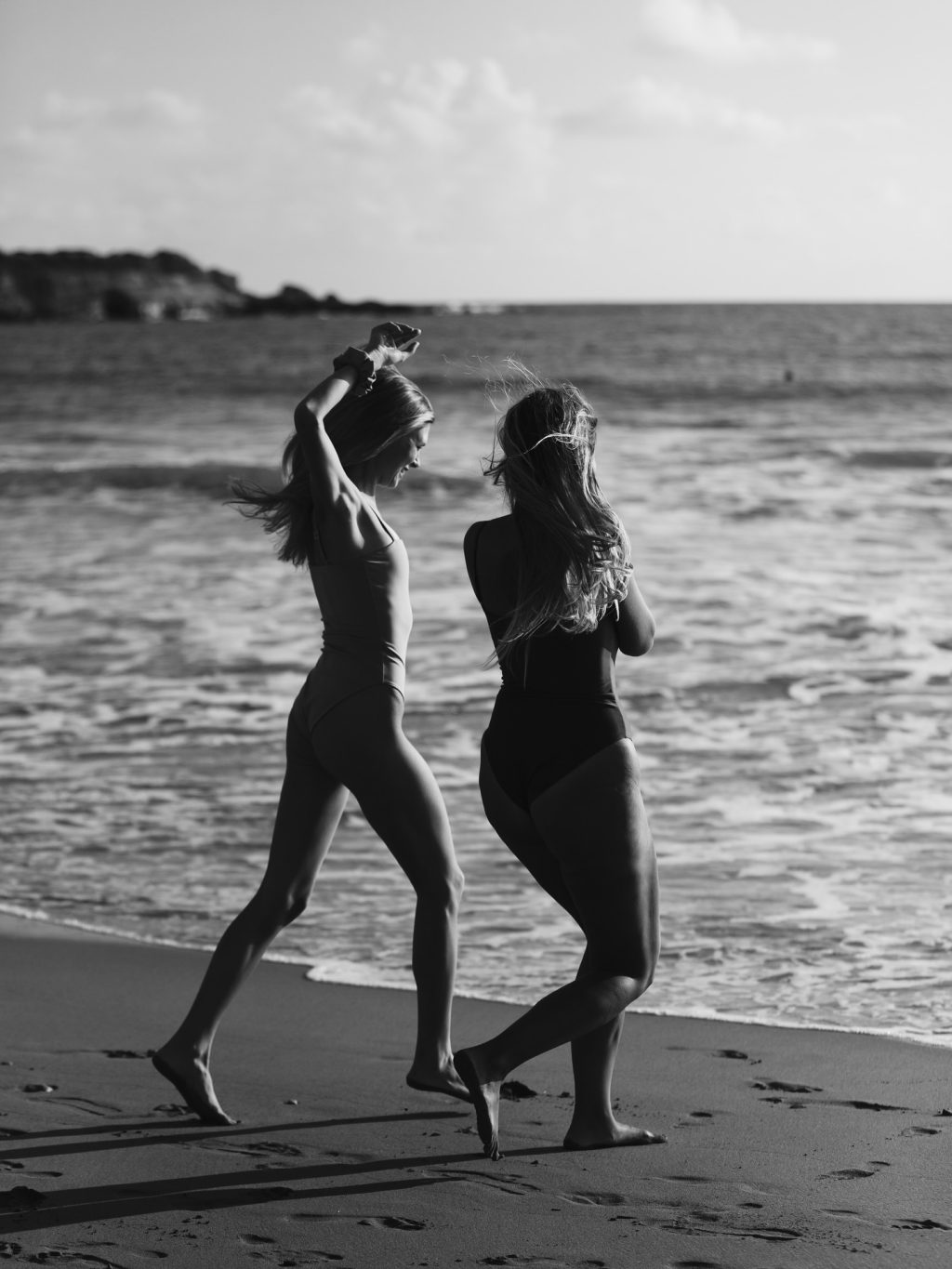 Instagram post from korneliarataj. This post is in position 0.