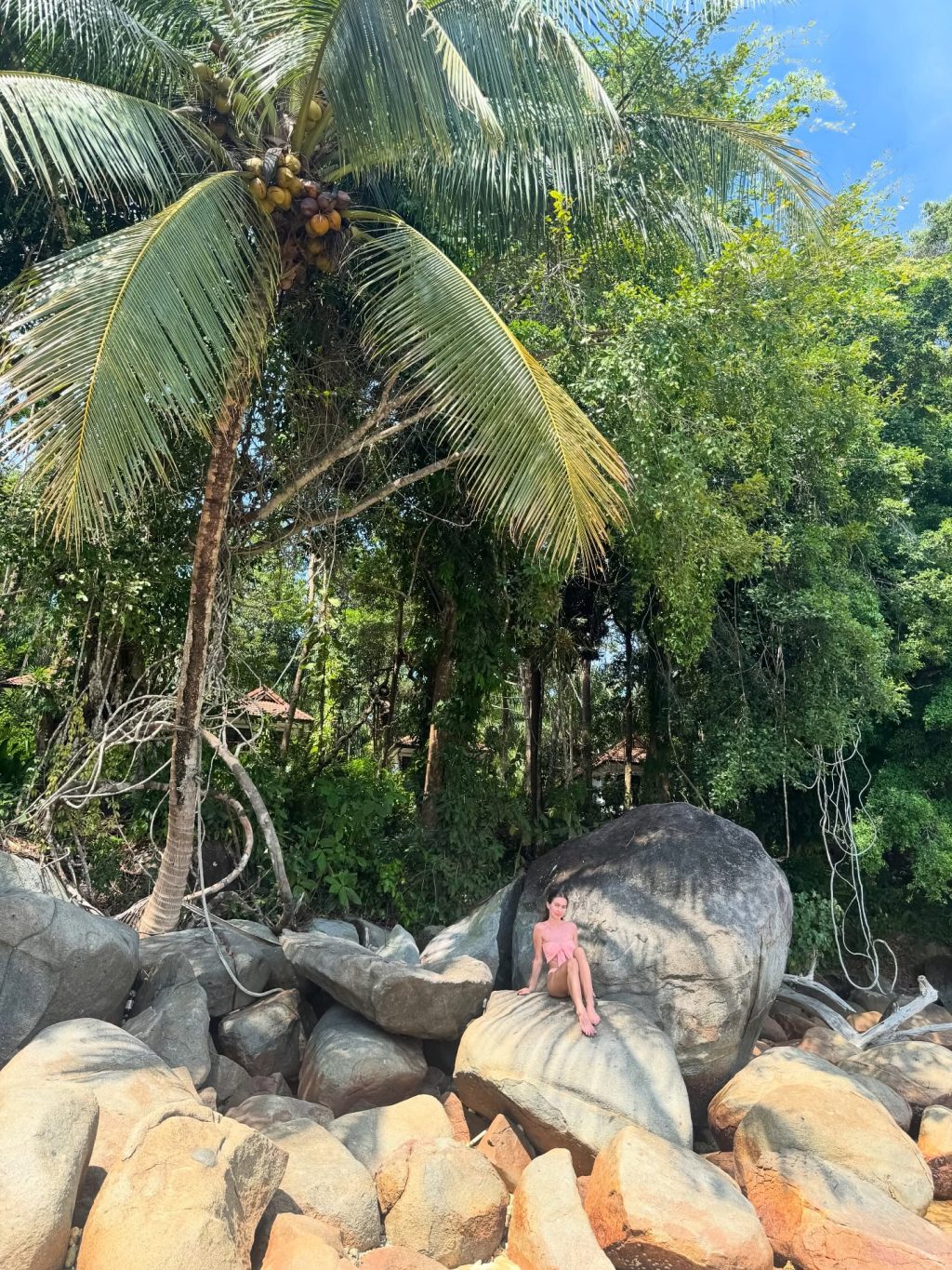 Instagram post from korneliarataj. This post is in position 1.