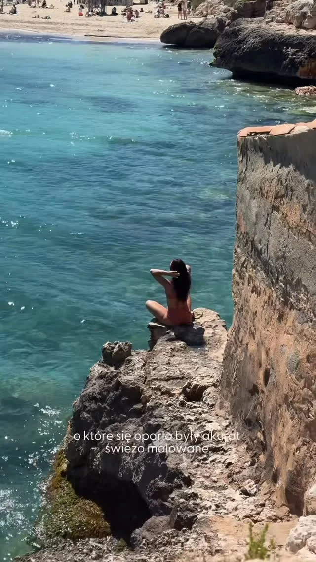 Instagram post from korneliarataj. This post is in position 0.