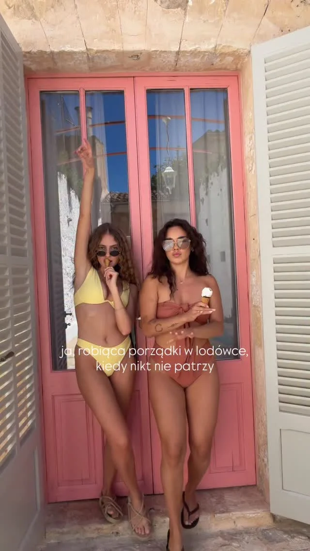 Instagram post from korneliarataj. This post is in position 0.